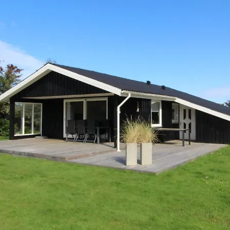 Holiday home Bent - 750m From The Sea In Nw Jutland By Interhome *