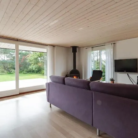 Holiday home Bent - 750m From The Sea In Nw Jutland By Interhome *